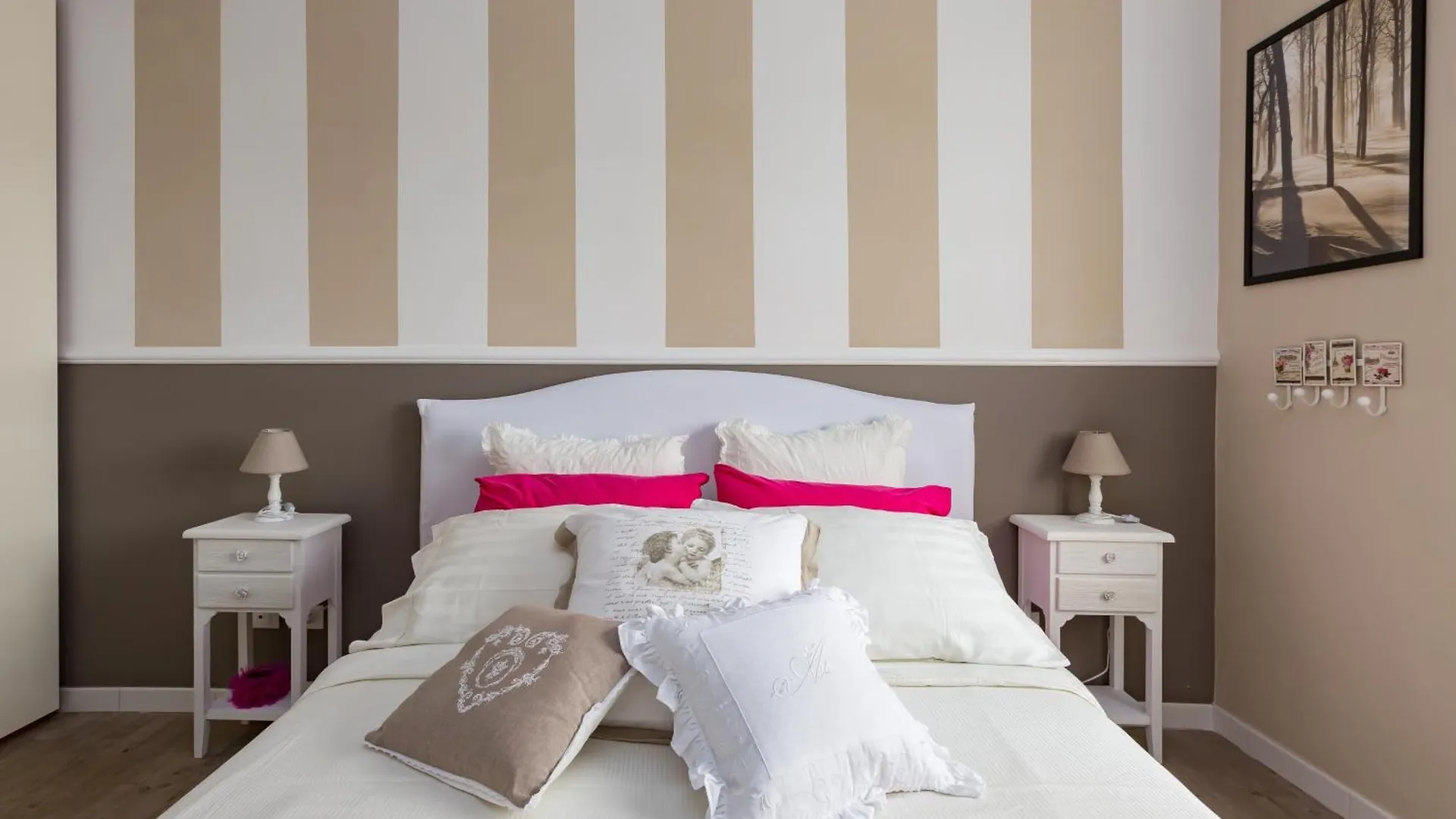 Peonies House Quiet Flat Overlooking Rome Apartment