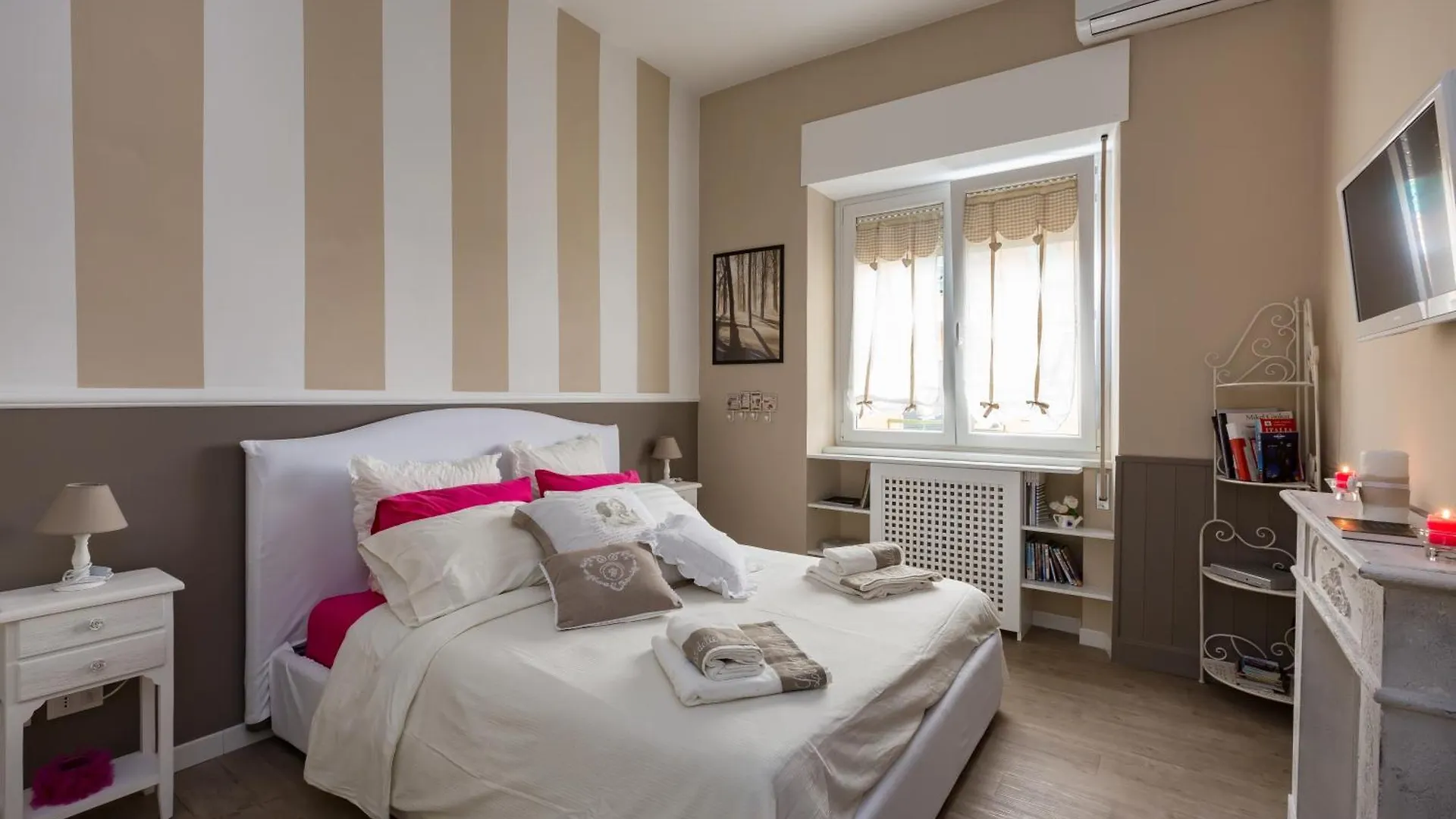 Peonies House Quiet Flat Overlooking Rome Apartment