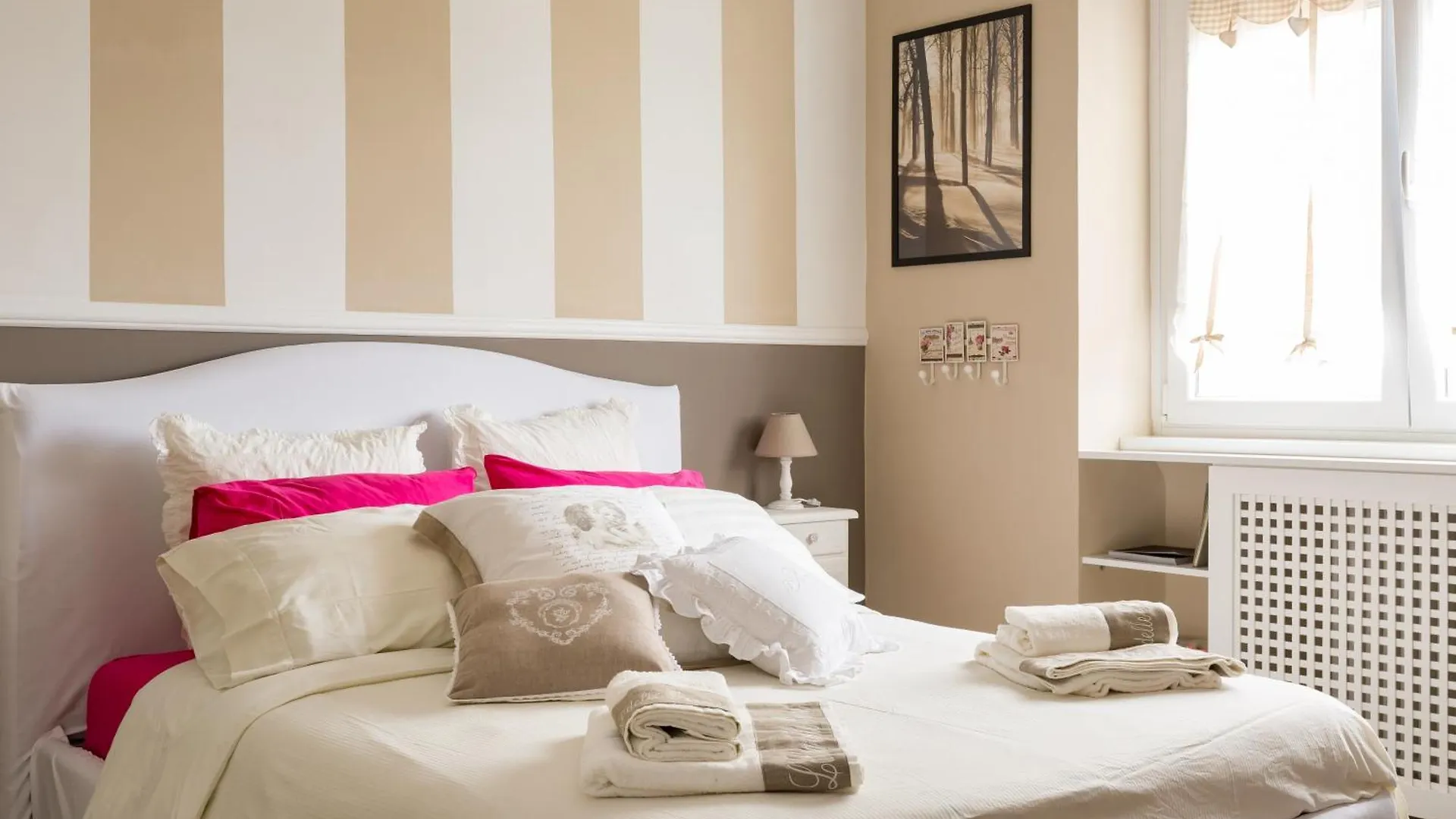 Peonies House Quiet Flat Overlooking Rome Apartment