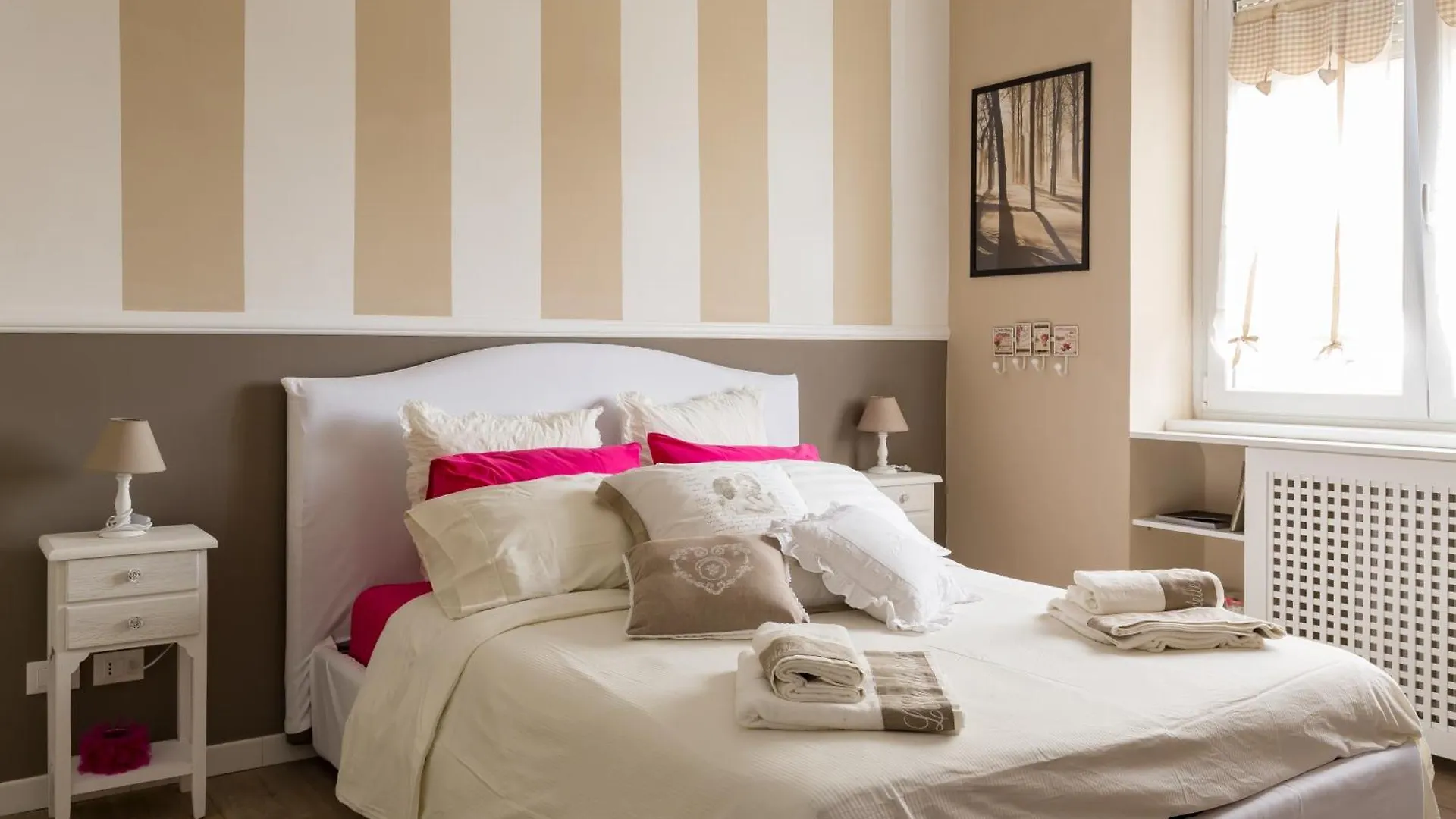 Apartment Peonies House Quiet Flat Overlooking Rome